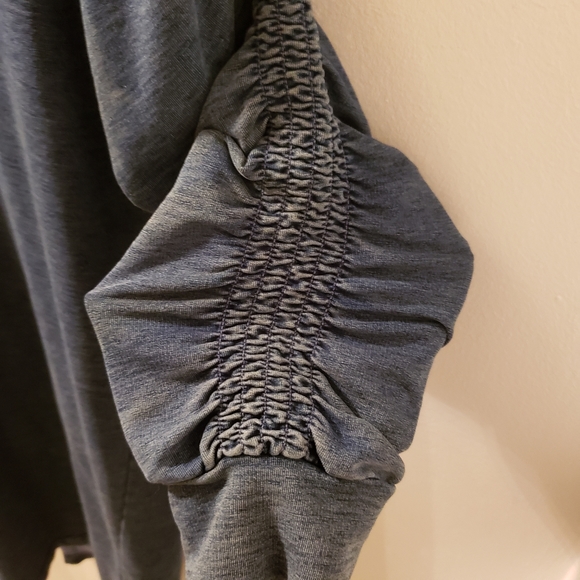 Jane and Delancey Chambray Long Sleeve Shift Dress - Picture 4 of 7